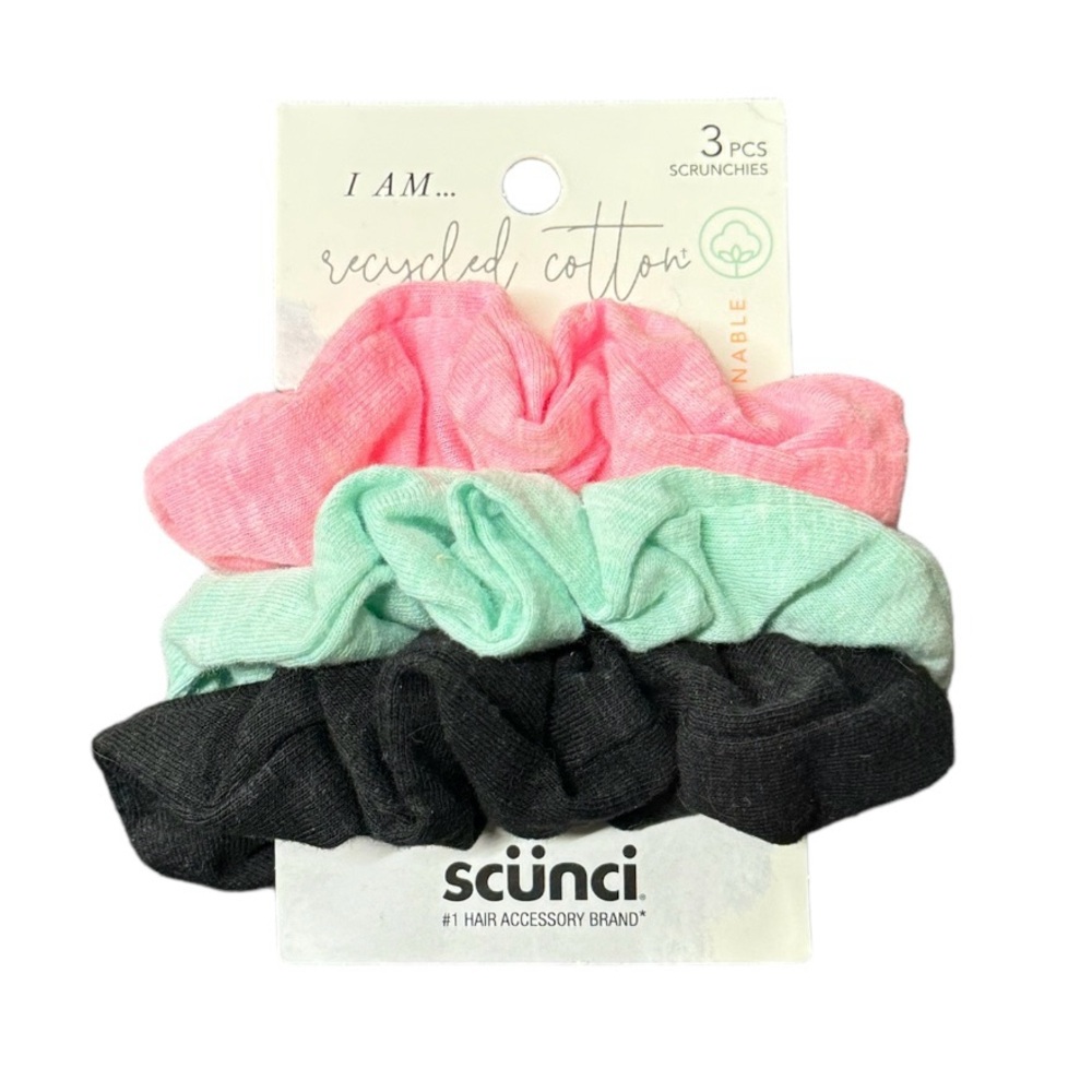 Scunci pack of 3 scrunchies brand new in packaging, never used! Multicolor set.